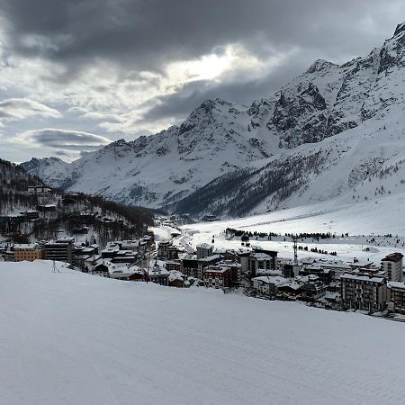 Stunning View Apartment Breuil-Cervinia Bagian luar foto